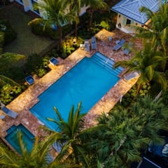 Modern Luxury Townhome near Beach/Golf/Boating