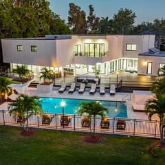 11861 (VRBO)