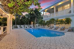 1025 - New Listing 3