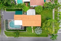 1321 s 16th