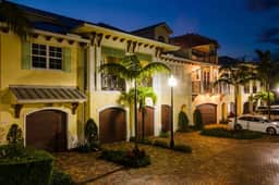 Luxury Townhome | Pool | Beach & Golf Escape