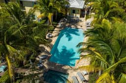 Modern Luxury Townhome near Beach/Golf/Boating