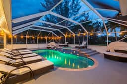 Newly Designed Renovated Luxe 8 BR Heated Pool