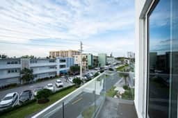 Modern Townhome | Hot Tub | Beach Access - Image 2