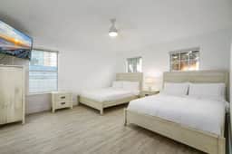 Modern 3BR/2BA in PCB, with Game Room & Pool - Image 3