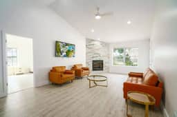 Modern 3BR/2BA in PCB, with Game Room & Pool - Image 5