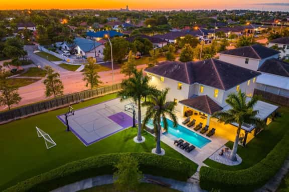 11 NW 122 Miami - Image 1