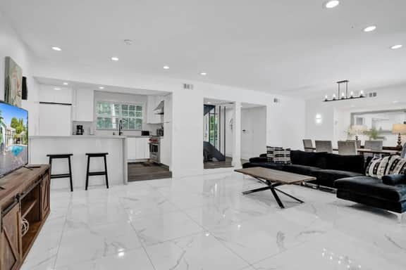 1025 - New Listing 3