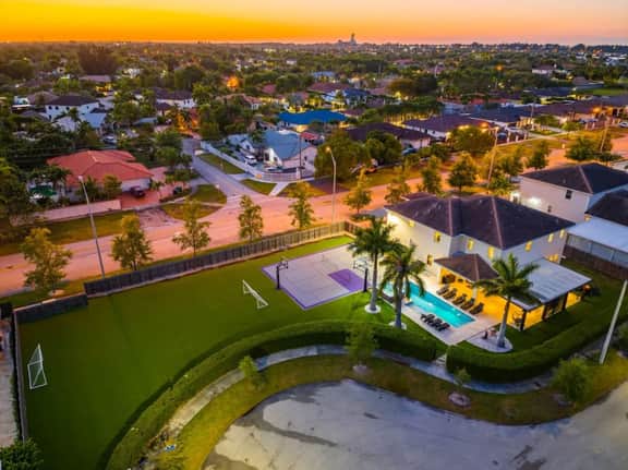 11 NW 122 Miami