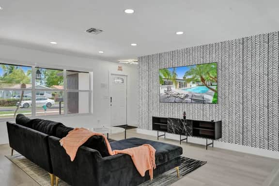 1244 Garfield