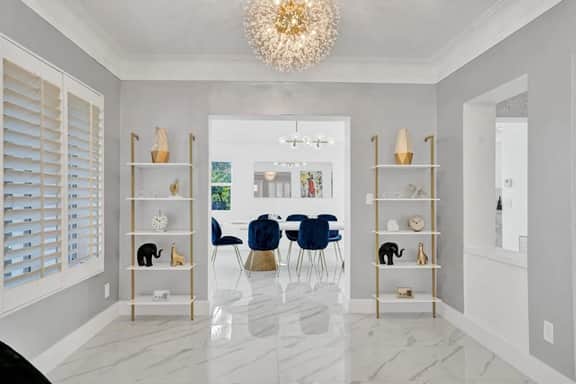 725 Harrison - Image 5