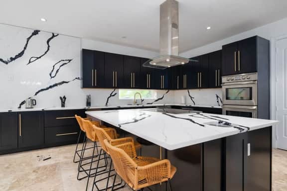 112 - Airbnb 5 - Image 5