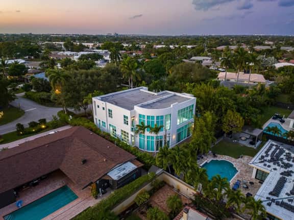 Fort Lauderdale Beach 8BR Modern Retreat - Image 4