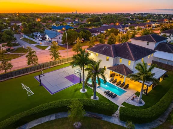 11 NW 122 Miami